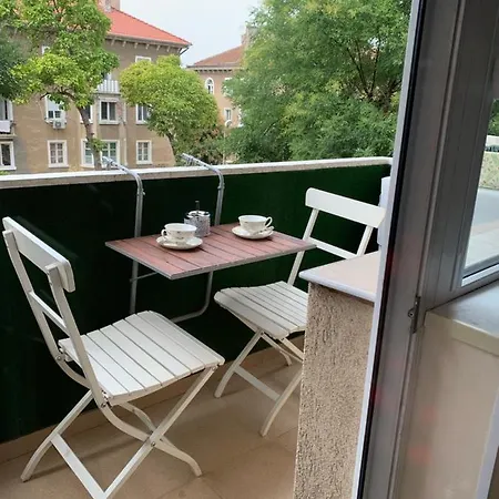 Cozy 1bd With Free Parking In The Area By Flat Mаnager Lejlighed