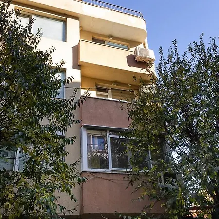 Cozy 1bd With Free Parking In The Area By Flat Mаnager